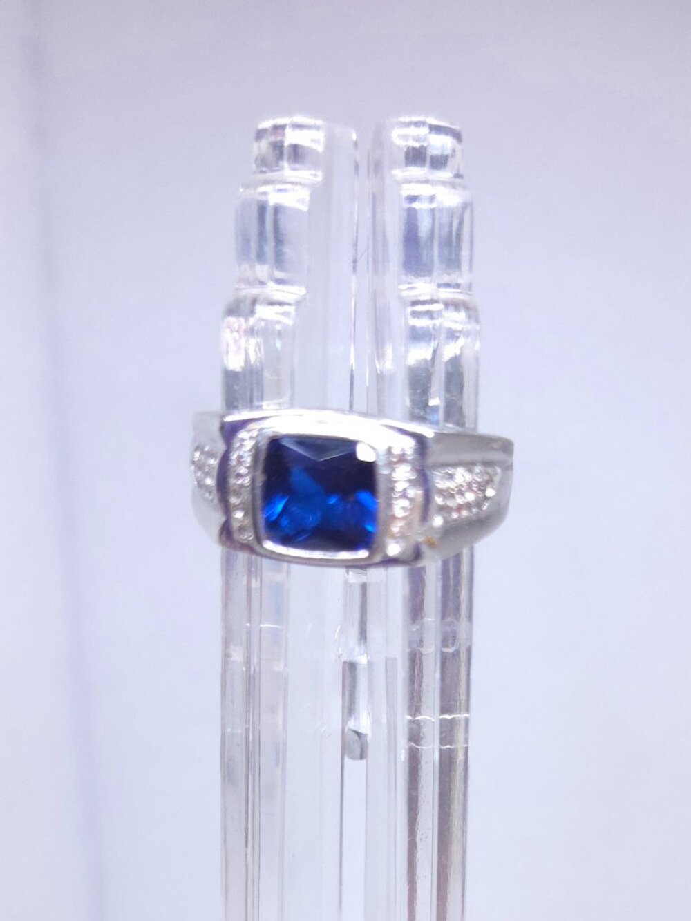 Dramatic Blue Men's Halo Ring